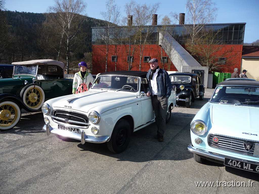 2012_Rodage_Printanier (25).JPG - 01/04/2012 - 68053 MULHOUSE CEDEX - Club de Véhicules Anciens d'Alsace Mulhouse - CVAAM - 3ème Rodage Printanier - Parc de Wesserling - Ecomusée textile